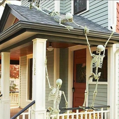 Giant life size human - life, skeleton